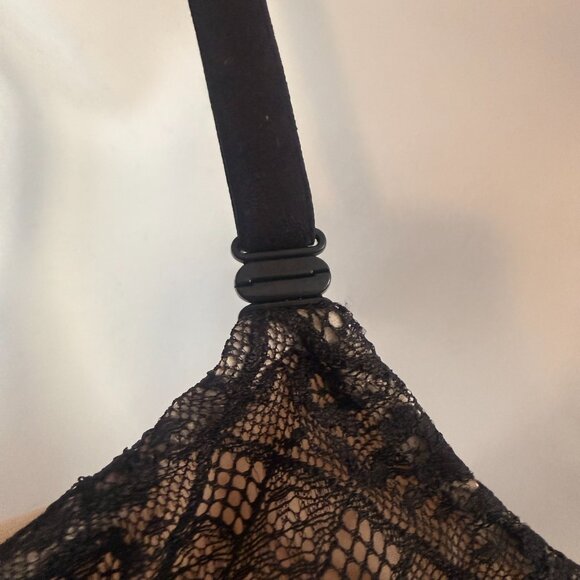 Victoria’s Secret Body by Victoria Black Lace Plunge Bra | 36D - Picture 6 of 11